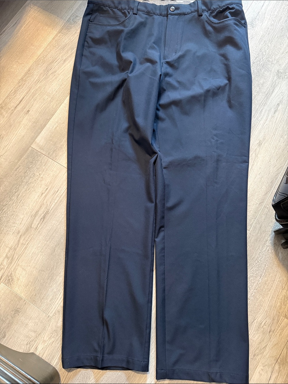Greg Norman flex waist  golf pants size 38/32